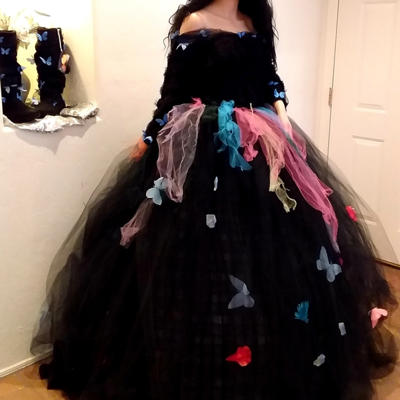 "BRANWYN" Black Butterfly Woodland Wedding Sweater Ballgown Set - Picture 6 of 9